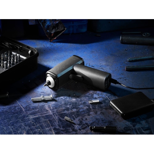 Отвертка аккумуляторная Propeller, черная