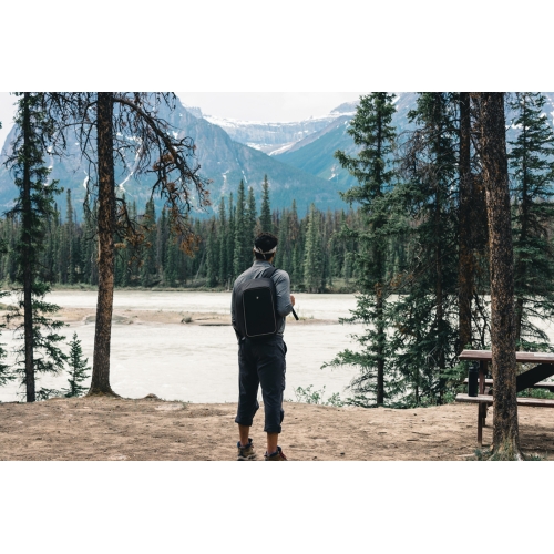 Антикражный рюкзак для ноутбука Swiss Peak из rPET AWARE™, 15,6’’