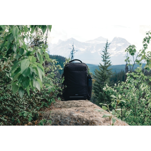 Рюкзак для путешествий Swiss Peak XXL из rPET AWARE™, 17’’