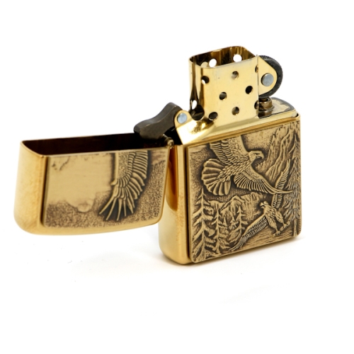 Зажигалка Zippo Where Eagles Dare Emblem № 20854 с покрытием Brushed Brass, латунь/сталь, золотистая