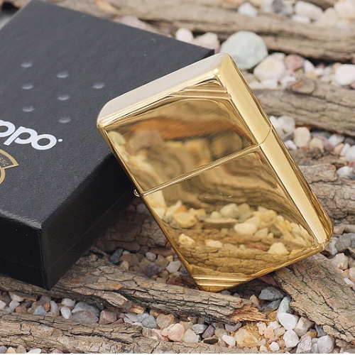Зажигалка Zippo с покрытием High Polish Brass, латунь/сталь, золотистая, глянцевая, 36x12x56 мм