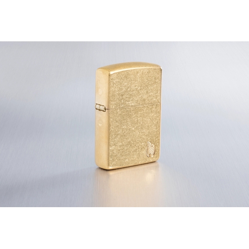 Зажигалка ZIPPO Armor Flame c покрытием Tumbled Brass, латунь/сталь, золотистая, 38x13x57 мм, шт