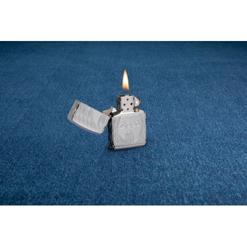 Зажигалка Zippo Armor® с покрытием High Polish Chrome, латунь/сталь, серебристая, 38x13x57 мм