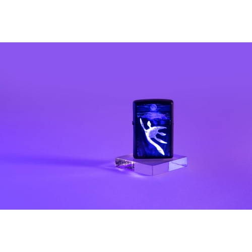 Зажигалка Zippo Lock Ness с покрытием Black Light, латунь/сталь, черная, матовая 38x13x57 мм