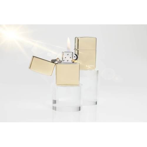 Зажигалка ZIPPO Logo с покрытием Champagne, латунь/сталь, золотистая, глянцевая, 38x13x57 мм, шт