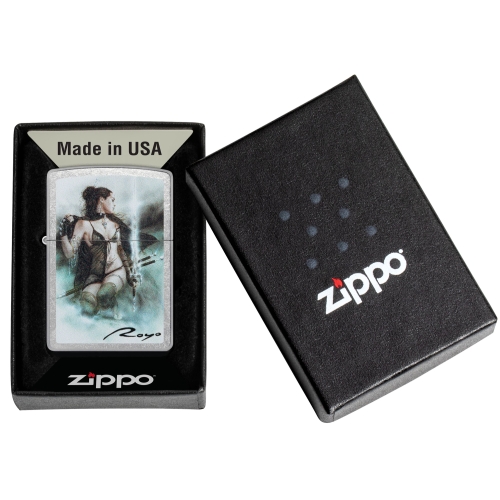 Зажигалка Zippo Luis Royo с покрытием Street Chrome, латунь/сталь, серебристая, 38x13x57 мм