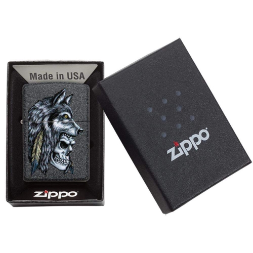 Зажигалка Zippo Wolf Skull с покрытием Iron Stone, латунь/сталь, серая, матовая, 38x13x57 мм